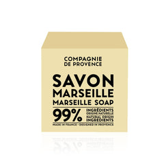 La Compagnie de Provence Savon Marseille Palm Soap Cube hydration shot shows moisturizing palm oil formula.