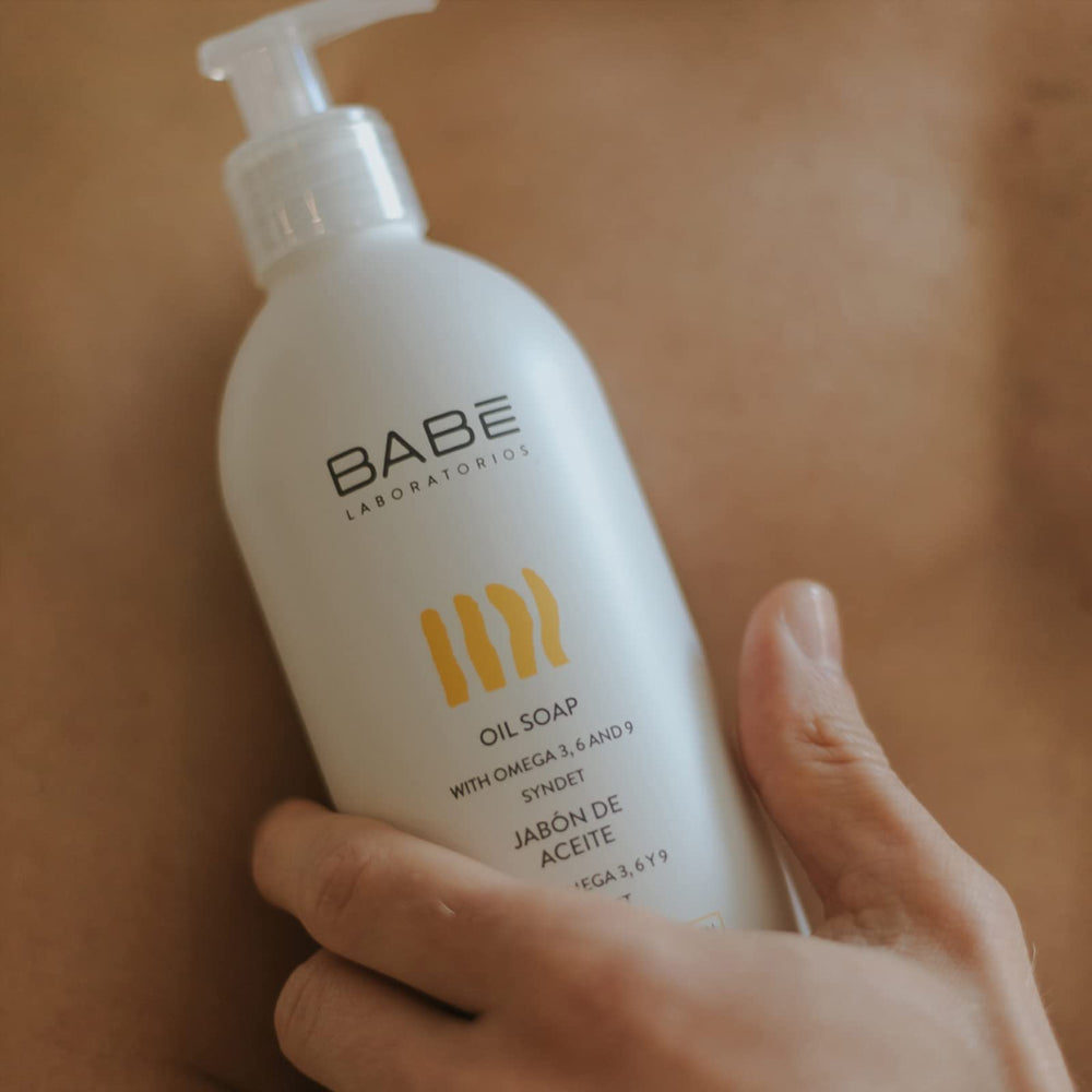 Laboratorios Babe oil soap detergent-free formula for gentle cleansing