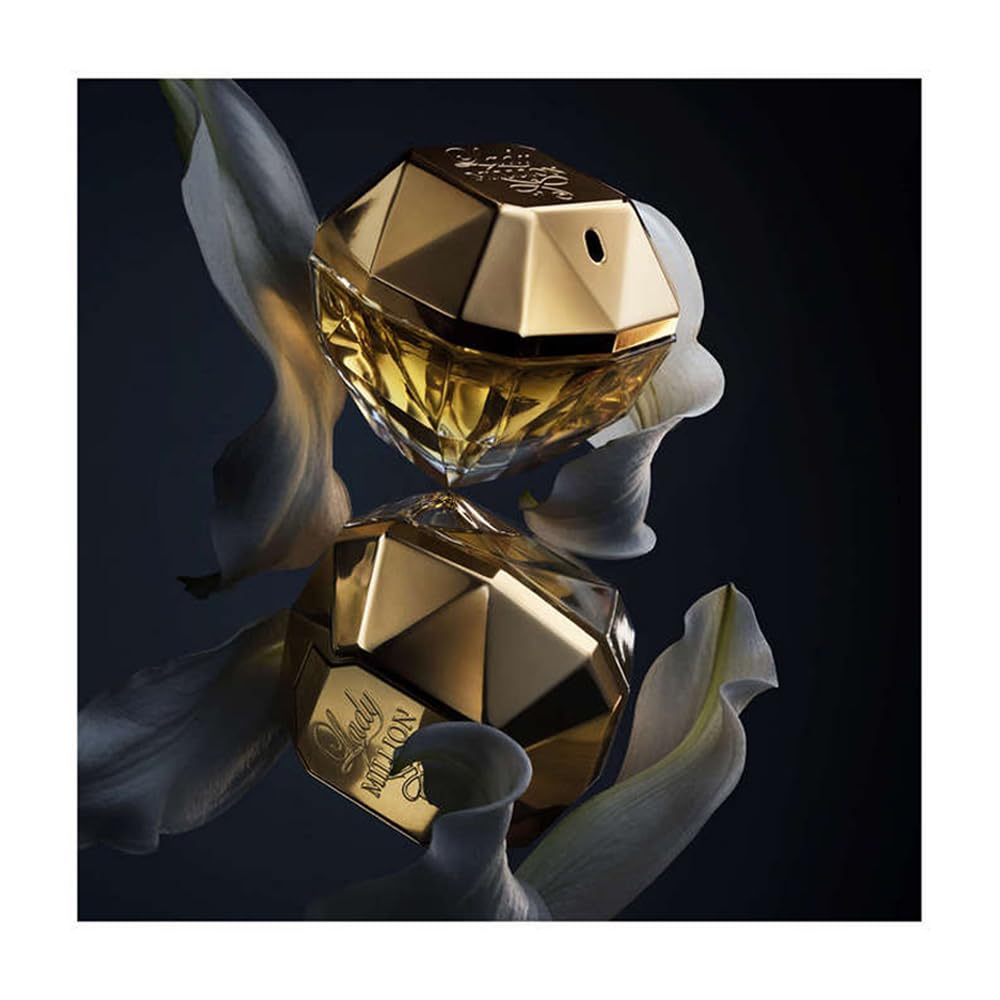Lady Million sillage and longevity illustrate balanced fragrance