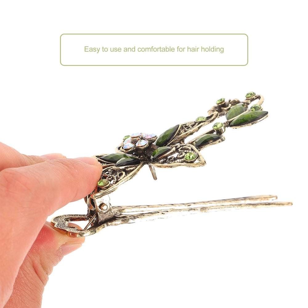 LALAFINA flower design barrette close-up presents gloss and color