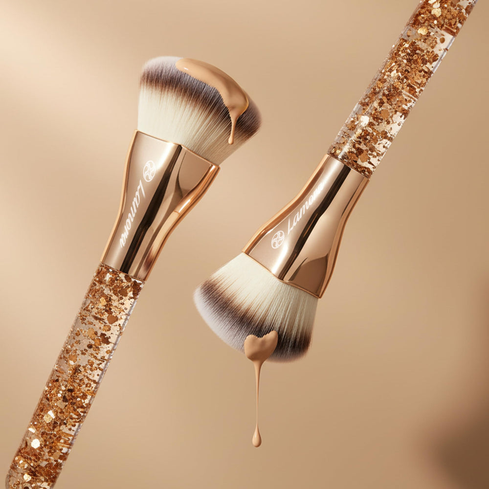 Lamora kabuki-brush gift-packaging elegant glitter handle adds romantic packaging appeal.