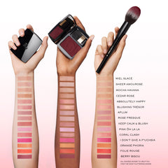 Lancôme Blush Subtil Berry Bisou texture close-up reveals silky micro-powder.