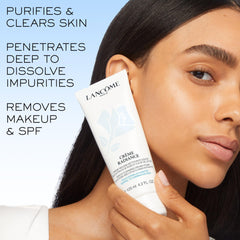 Lancôme Crème Radiance cleanser foam lather for gentle cleansing.