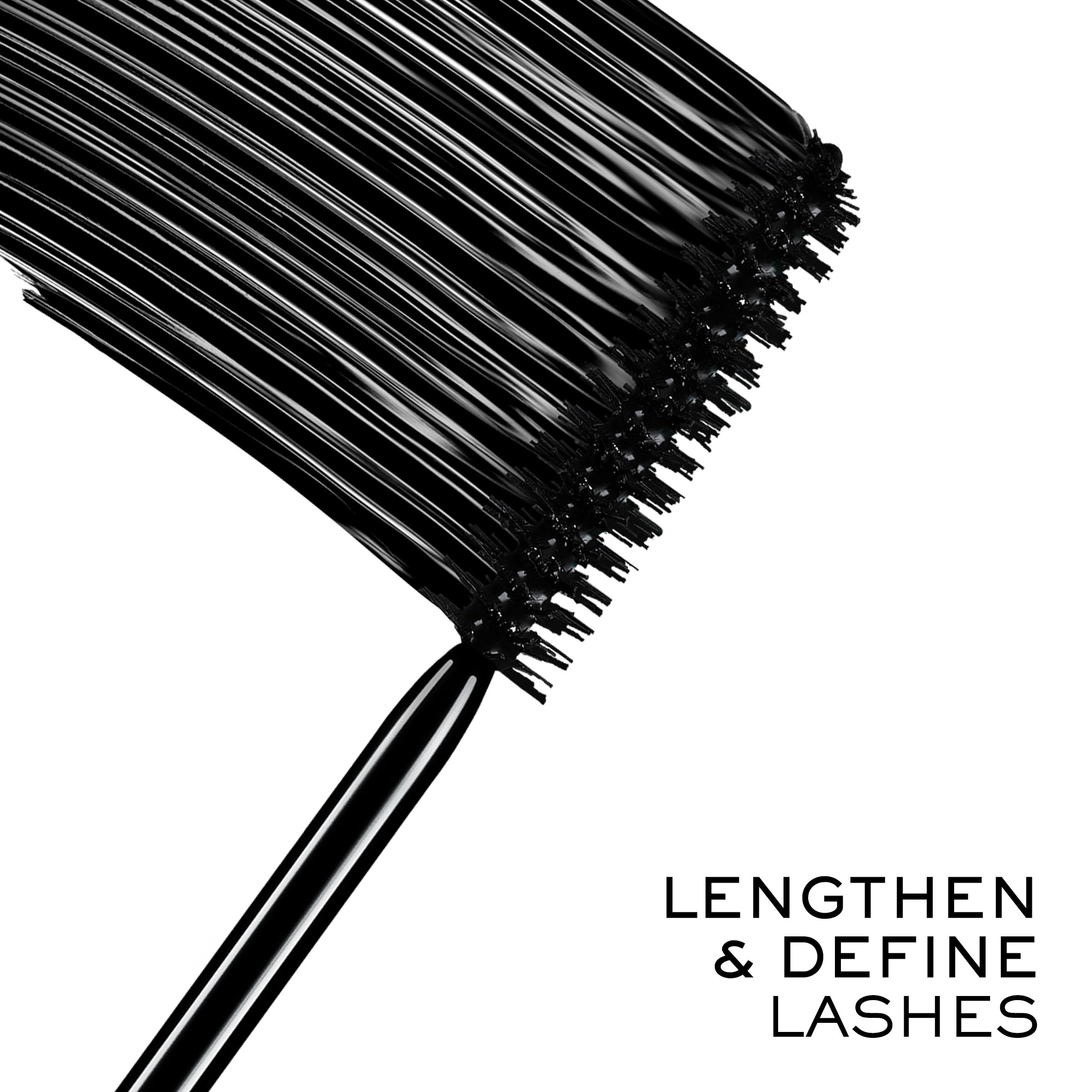 Lancôme Definicils brush closeup highlighting smooth, clump-free separation