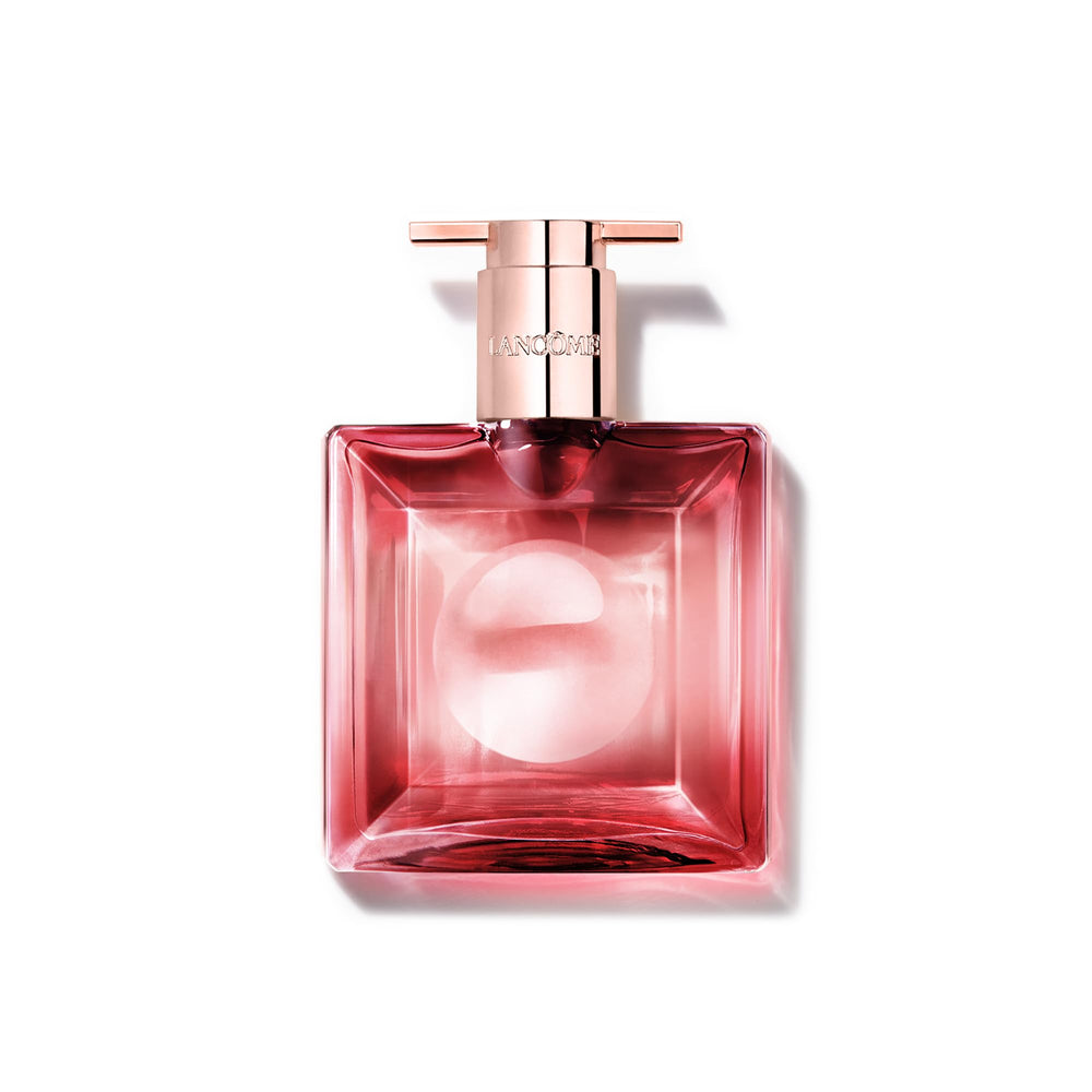 Lancôme Idôle Power EDP Intense bottle closeup highlighting premium packaging for gifting