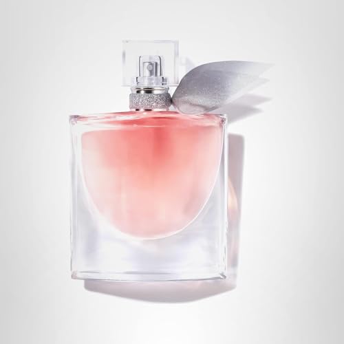 Lancôme La Vie Est Belle lifestyle shot hints daily confidence