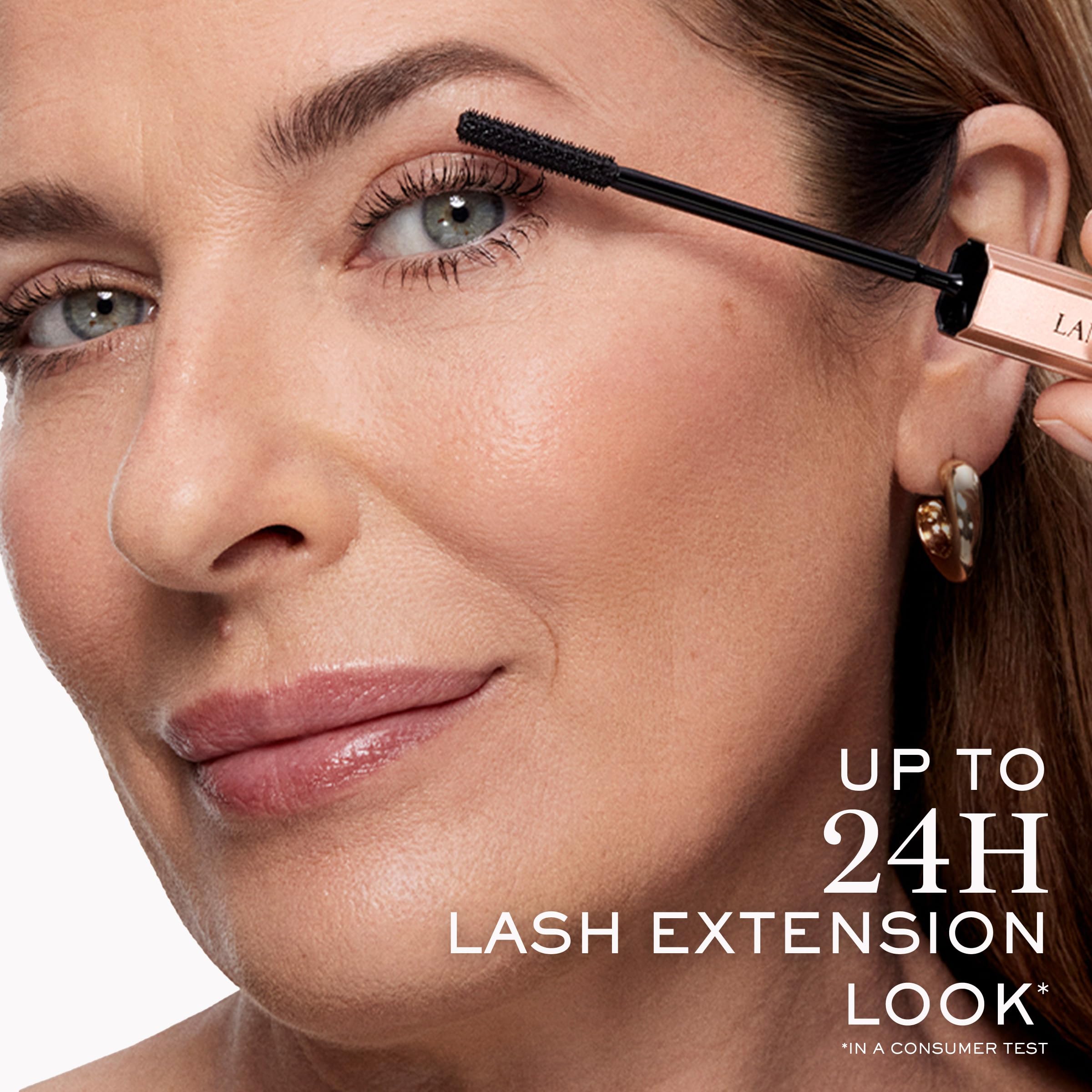 Lancôme Lash Idôle 24h-wear look promises long-lasting, weightless lashes.