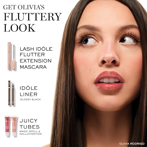 Lancôme Lash Idôle travel-size mascara in compact packaging suitable for trips.