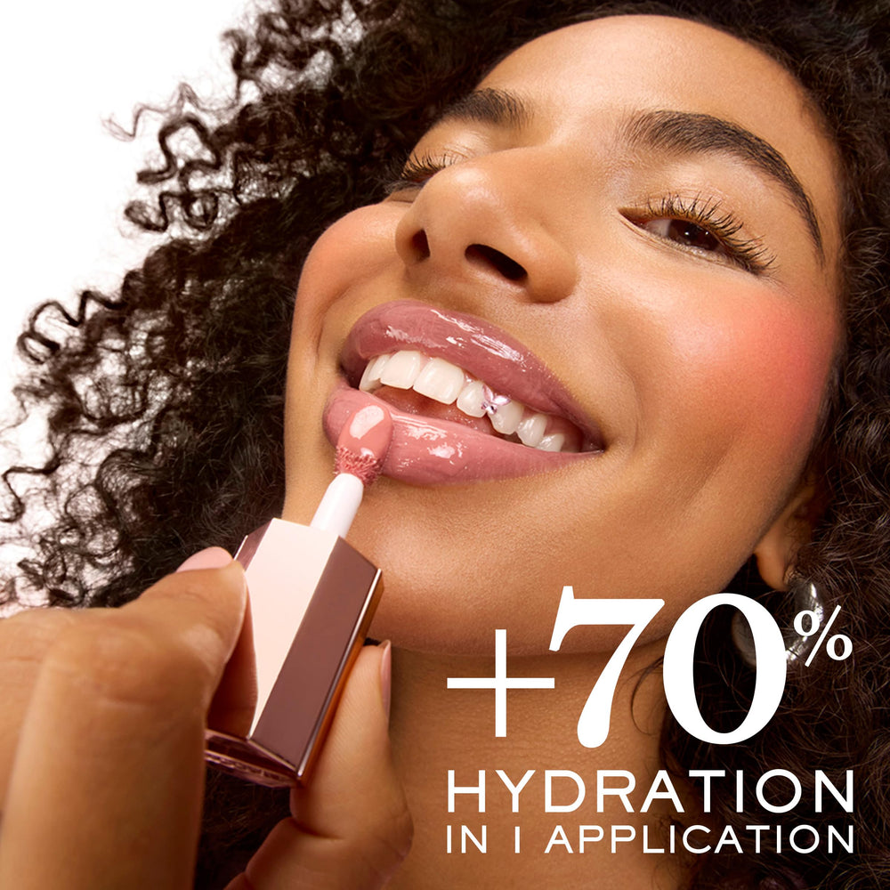 Lancôme Lip Idôle JuicyTreat swatch shows juicy nude shade.