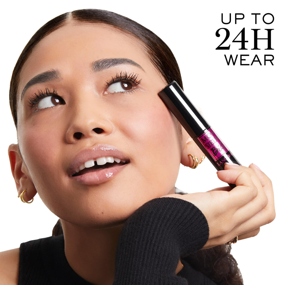 Lancôme Monsieur Big mascara in-use on lashes—instant volume with clump-free finish.
