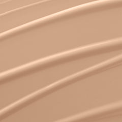 Lancôme Renergie Lift makeup texture close-up reveals creamy, blendable coverage