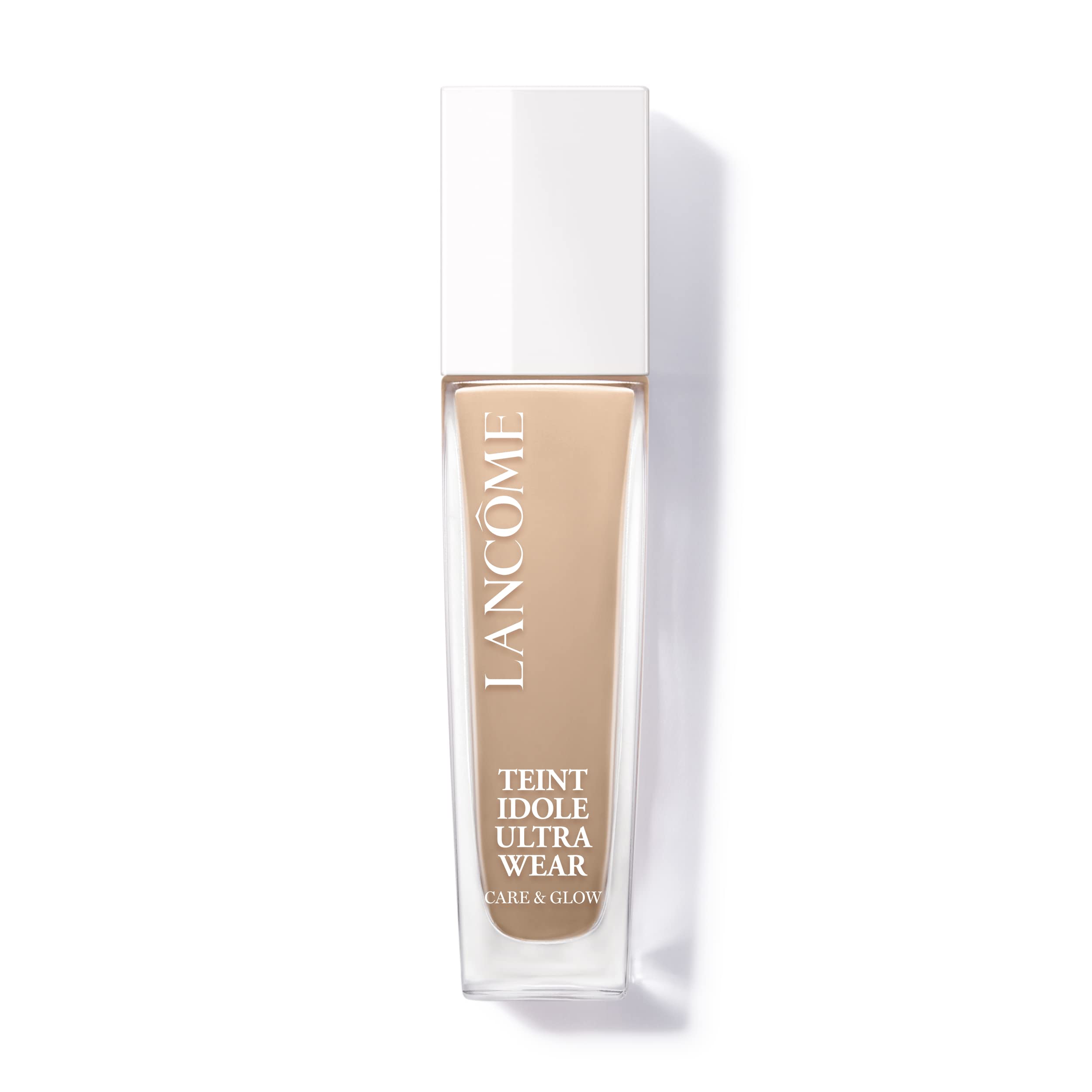 Lancôme Teint Idole Ultra Wear bottle close-up for longwear glow.