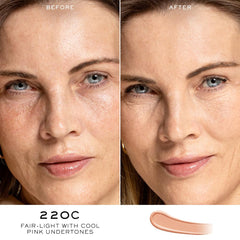 Lancôme Teint Idole Ultra Wear concealer diamond-shaped applicator enables versatile concealment.