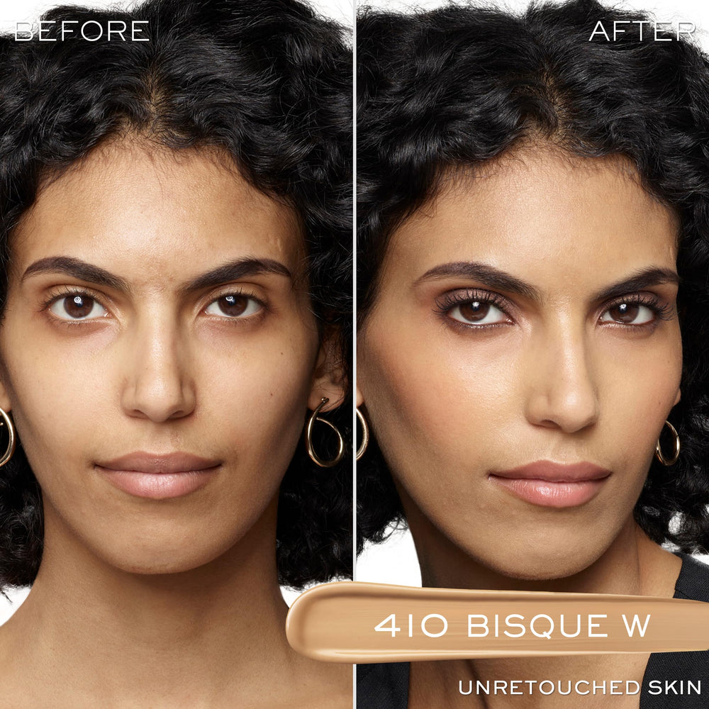 Lancôme Teint Idole Ultra Wear concealer applicator closeup showing precise crease free under eye application