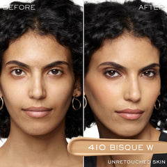 Lancôme Teint Idole Ultra Wear concealer applicator closeup showing precise crease free under eye application