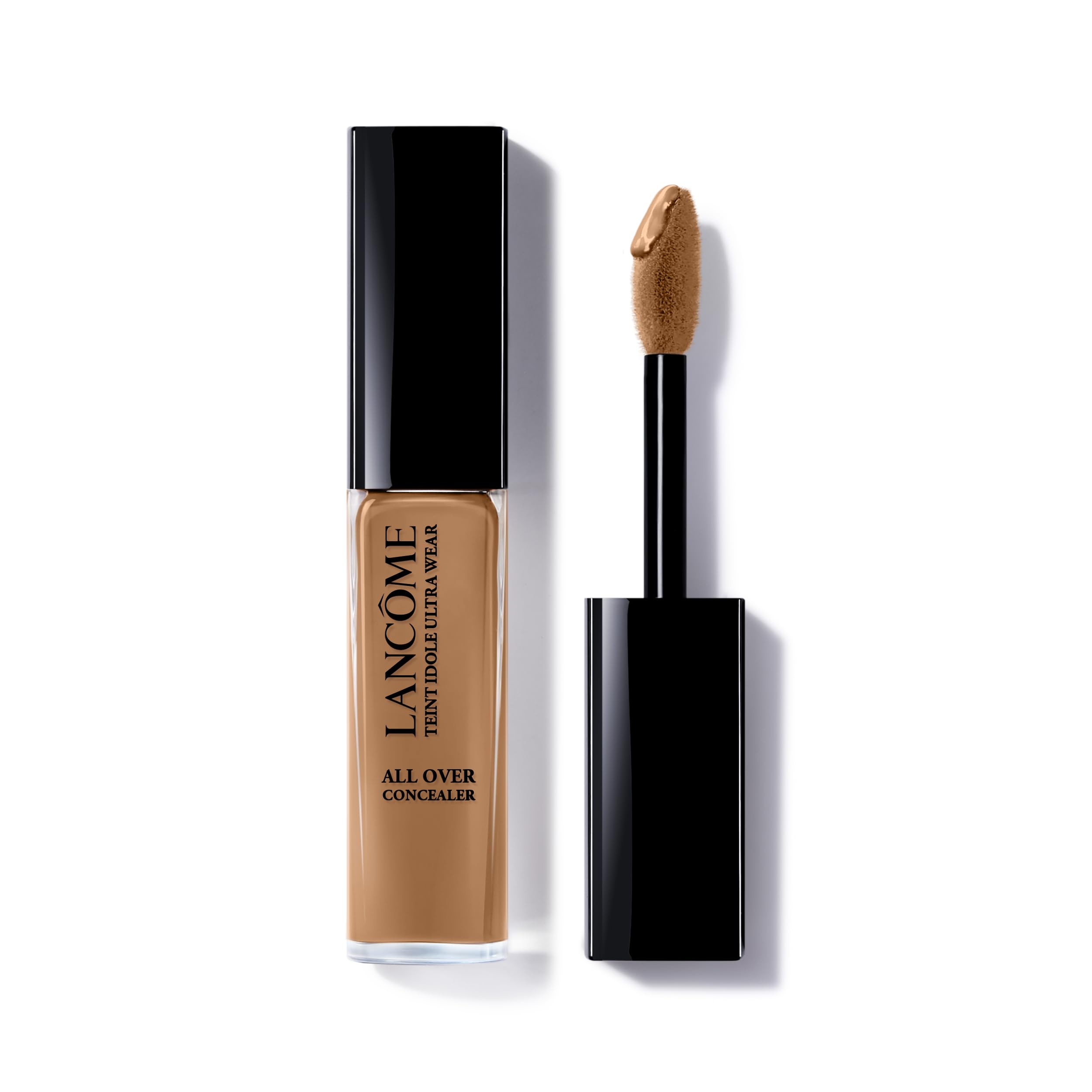 Lancôme Teint Idole Ultra Wear concealer bottle close-up showing premium packaging for long-lasting wear