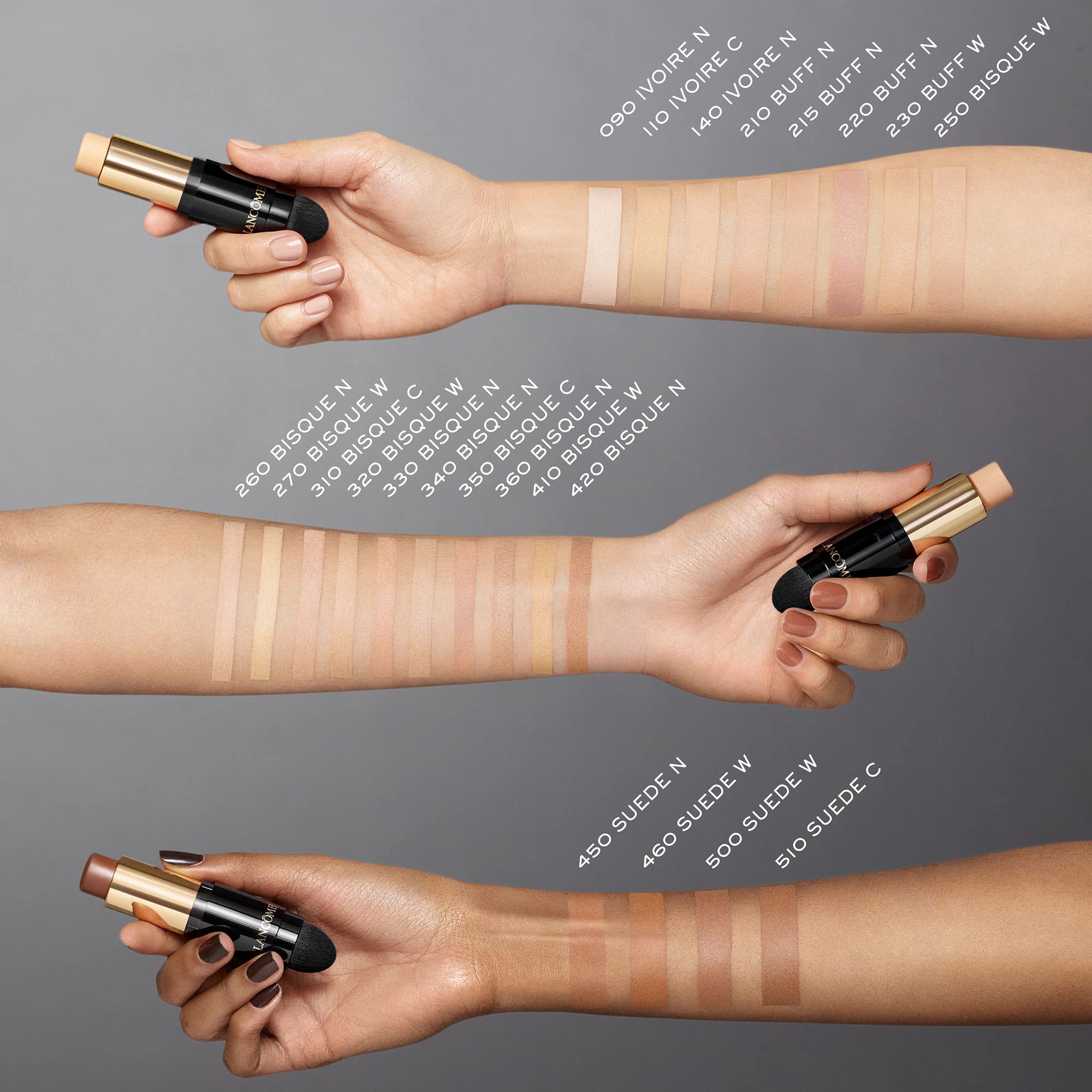Lancôme Teint Idole Ultra Wear Stick provides natural matte finish and shine control throughout day.