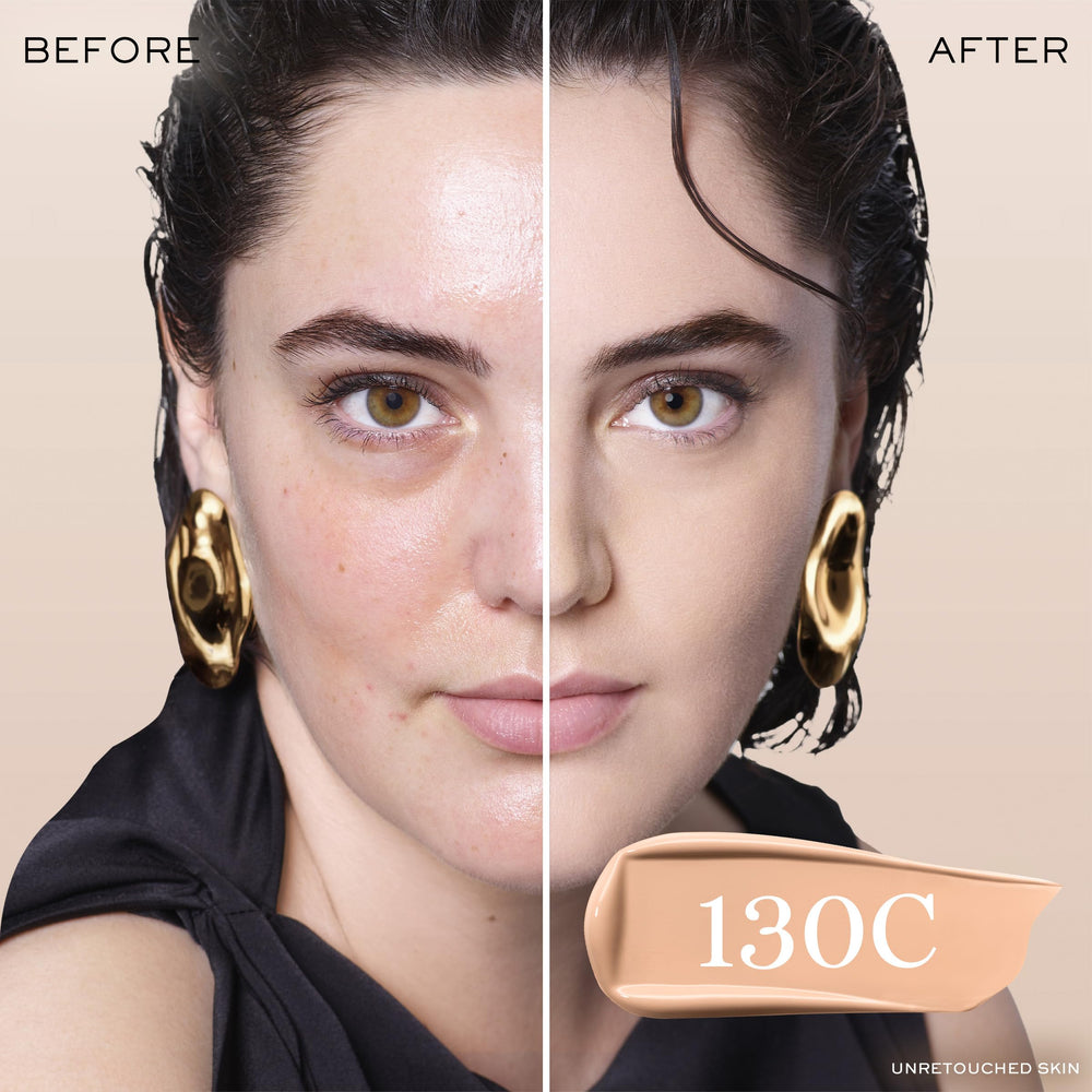 Lancôme Teint Idole Ultra Wear texture closeup highlighting breathable natural matte finish