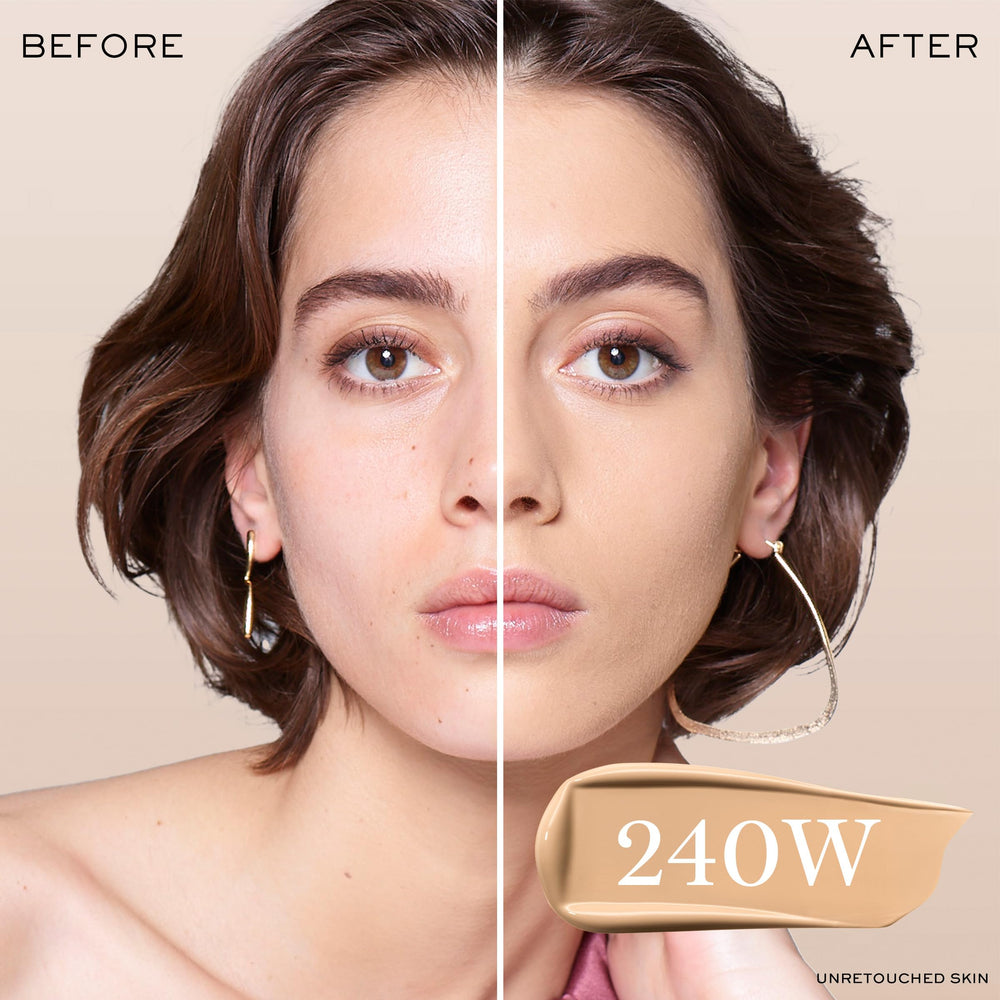 Lancôme Teint Idole Ultra Wear swatch on skin demonstrates shade match and texture.