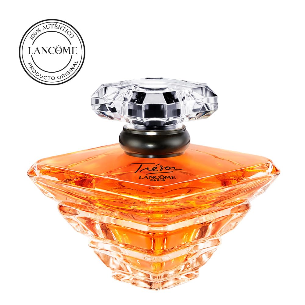 Lancôme Trésor heart-notes of lilac, iris, and peach evoke romance.