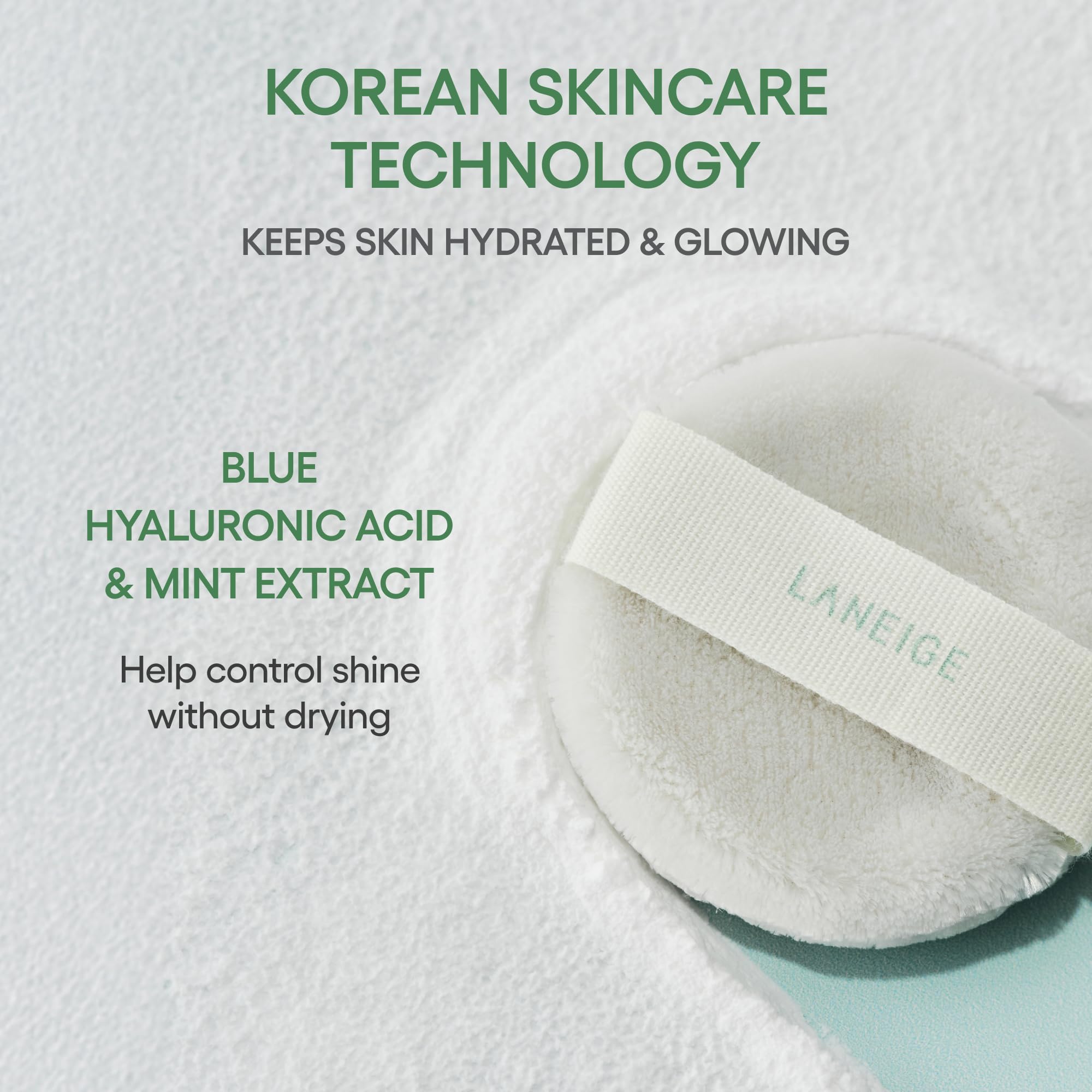 LANEIGE clip-on sleeve Lo-Fi Mauve highlights a coordinated travel look.