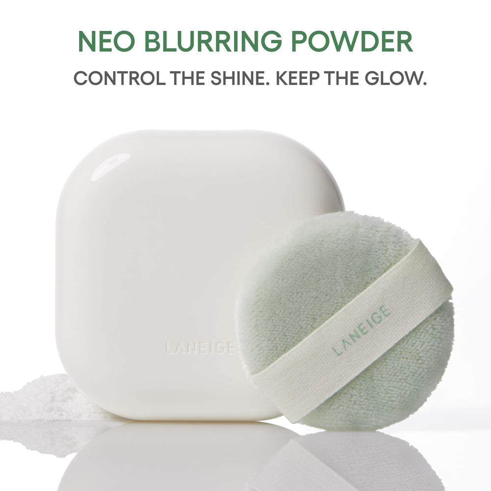 LANEIGE Neo Blurring Powder blue hyaluronic acid detail signals hydration.