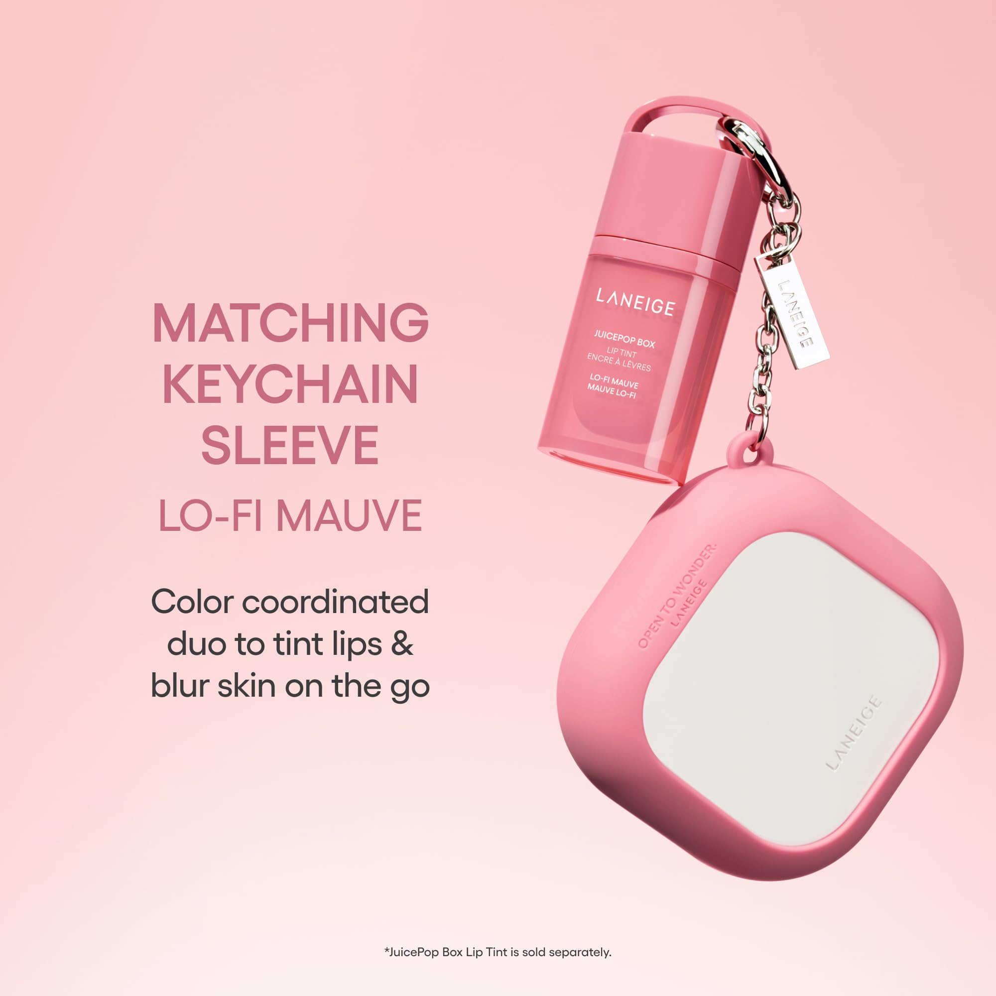 LANEIGE Neo Blurring Powder semi-matte finish without caking on skin.