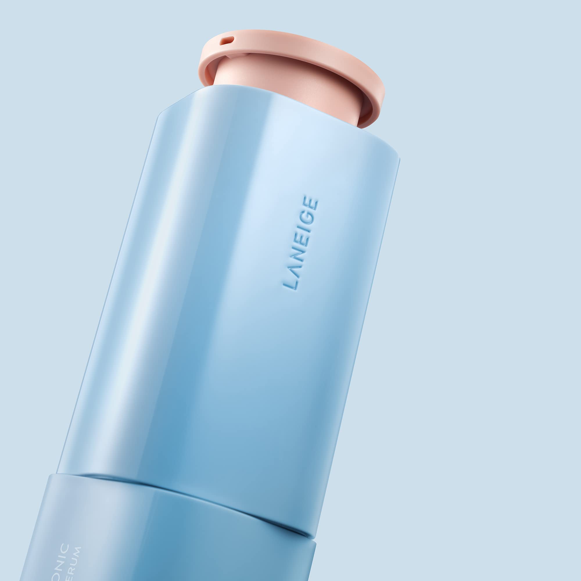 LANEIGE Water Bank green tea enzyme close-up highlights gentle exfoliation benefits