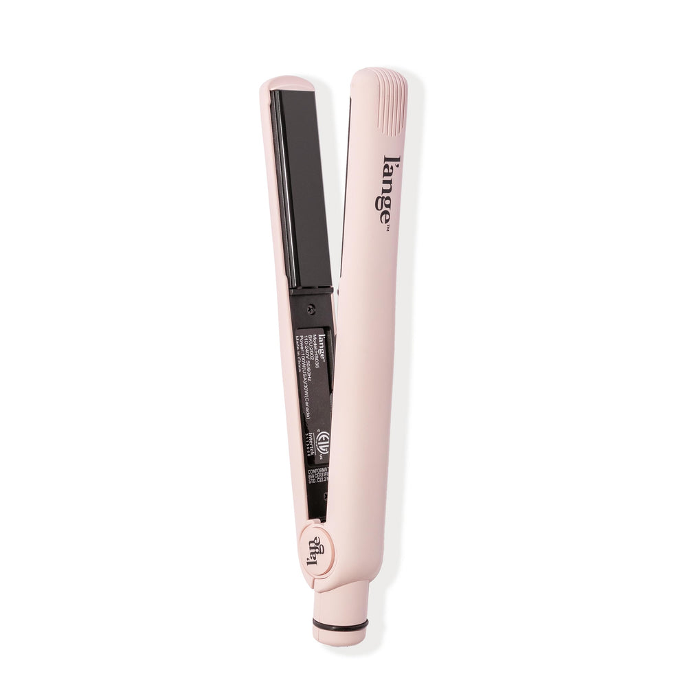L'ANGE HAIR Aplatir front view shows sleek, frizz-free results.