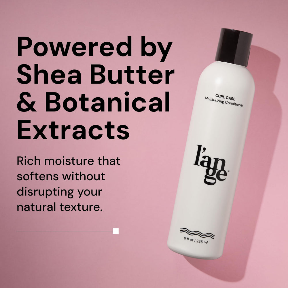 L'ANGE HAIR Curl Care Enhancing Conditioner application close-up demonstrates detangling ease.