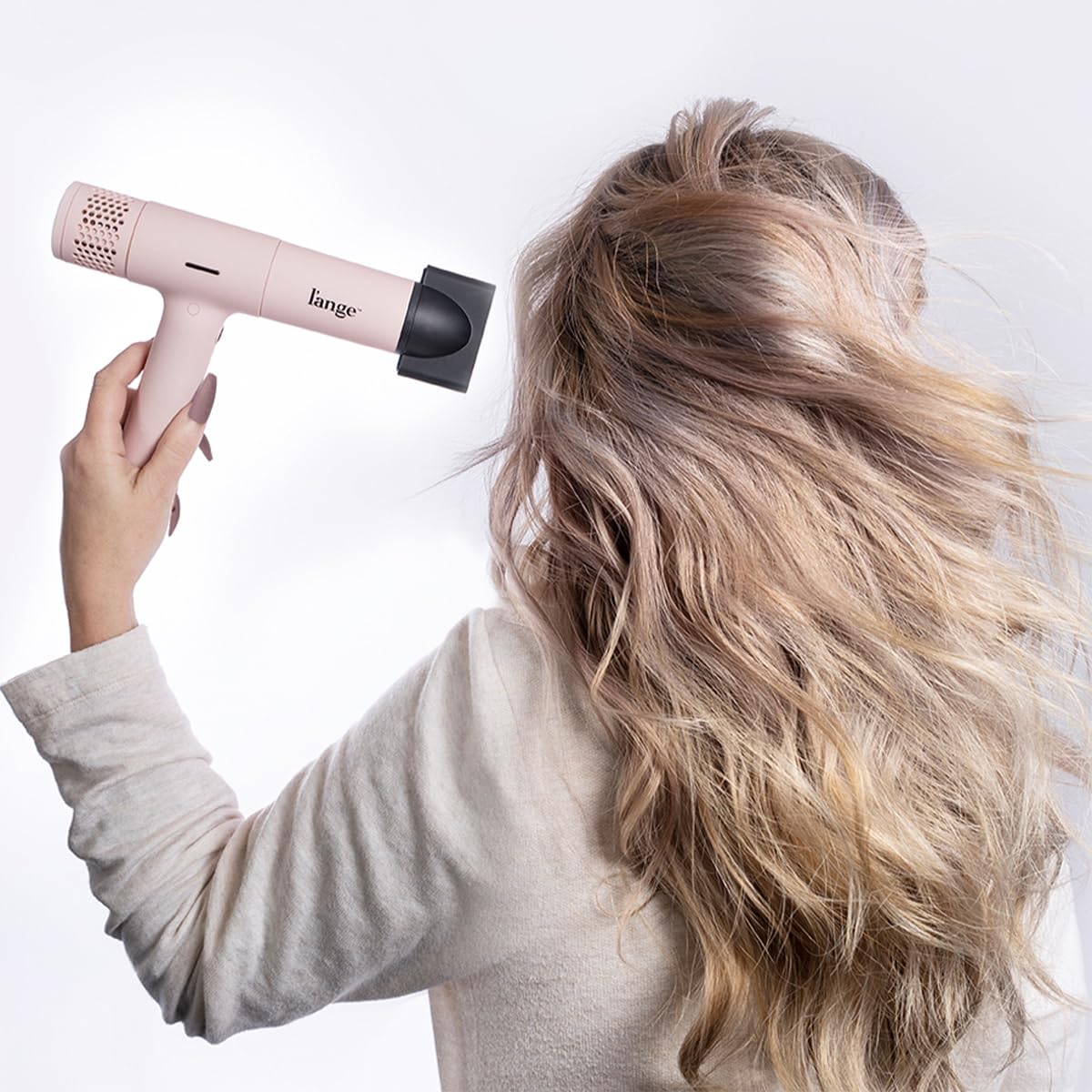 L'ANGE HAIR Le Styliste Luxe heat settings offer precise styling options.