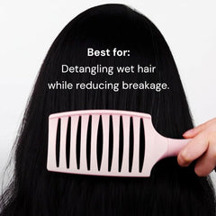 L'ANGE HAIR Siena brush close-up on nylon-tipped bristles for smooth brushing.