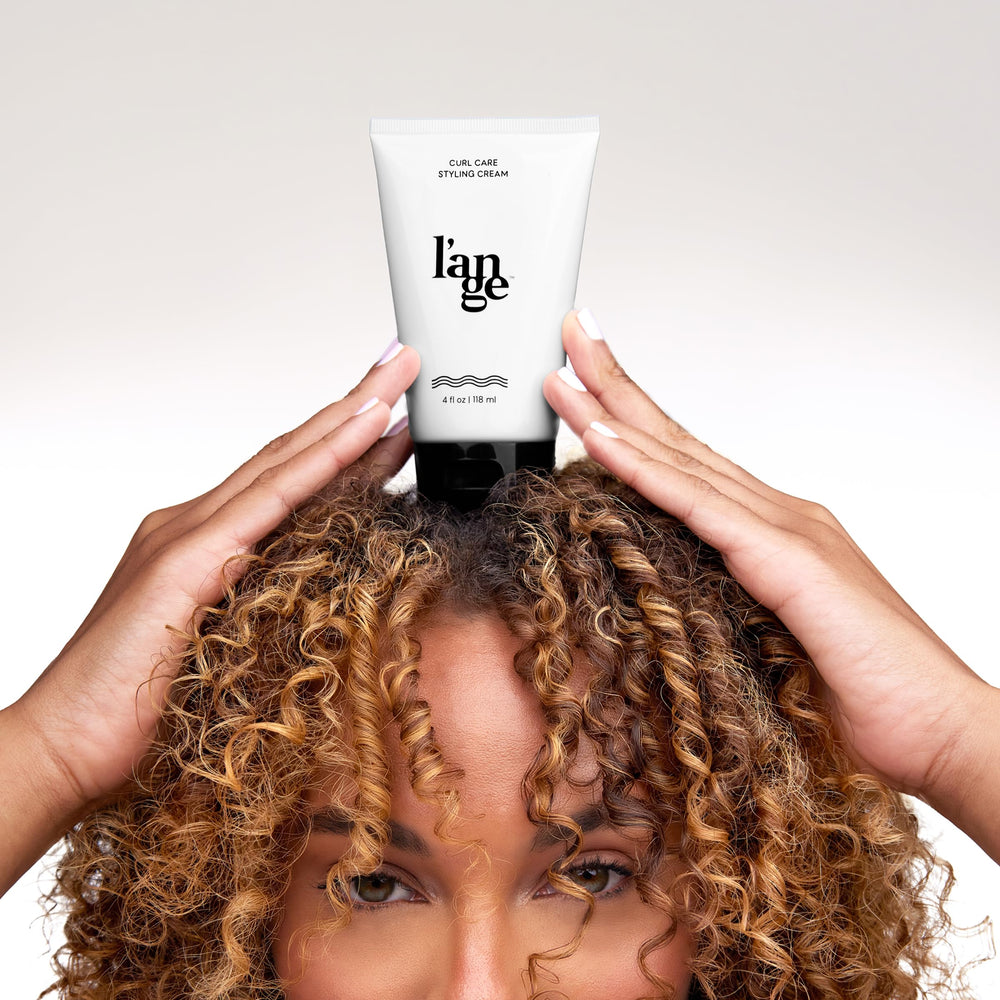 L'ANGE Hair Styling Cream apply scene shows enhanced curl pattern and shine.