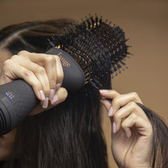 L'ANGE HAIR Le Volume with negative ion technology reduces frizz and boosts shine