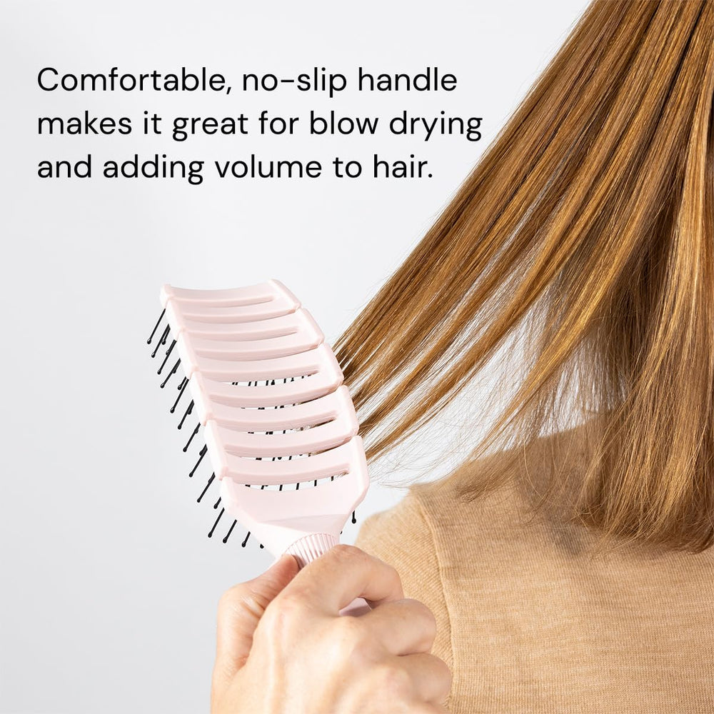 L'ANGE HAIR Siena Flexi bristles close-up showing nylon-tipped comfort