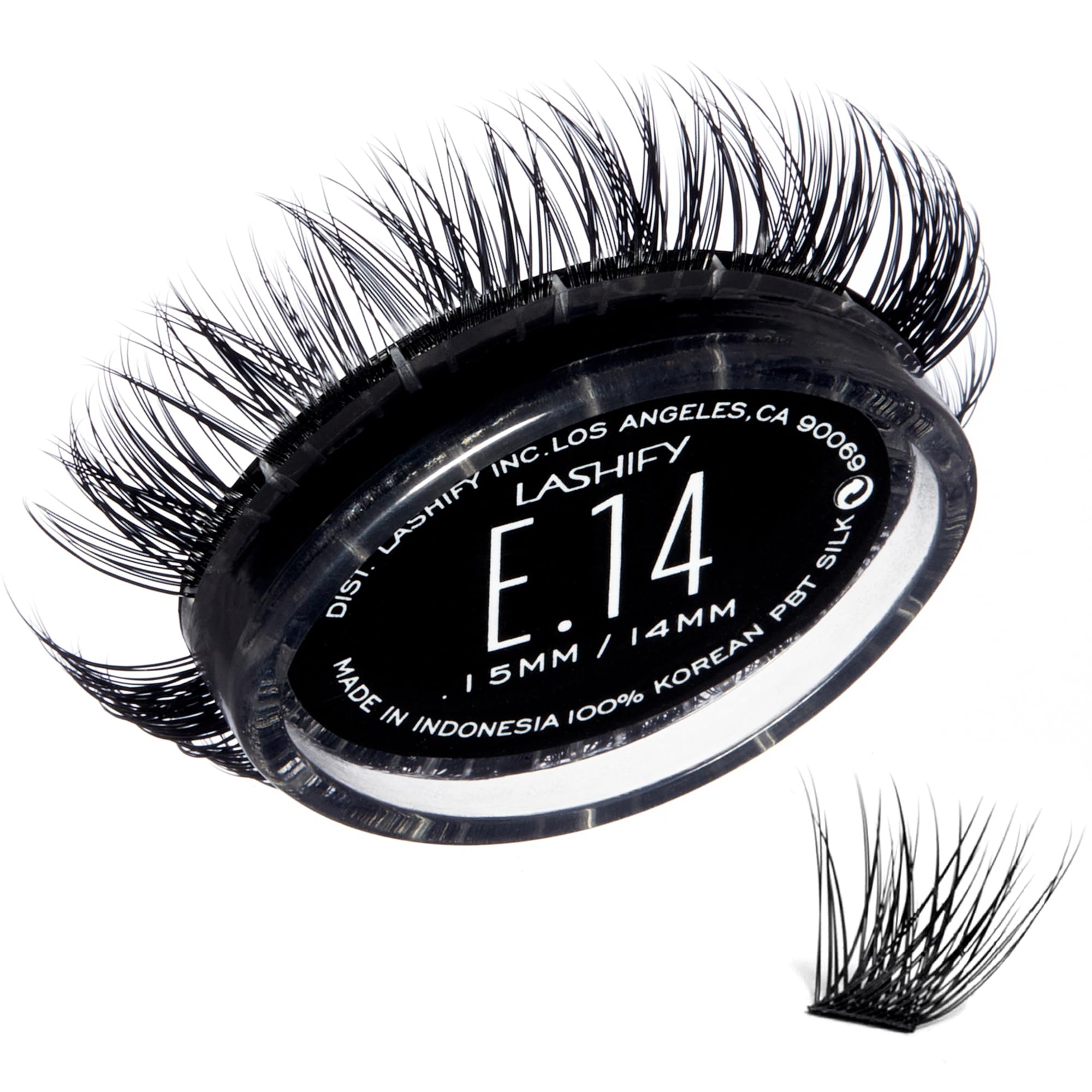 Lashify Extreme 14mm Gossamer refill close-up showing dramatic volume for evening looks.