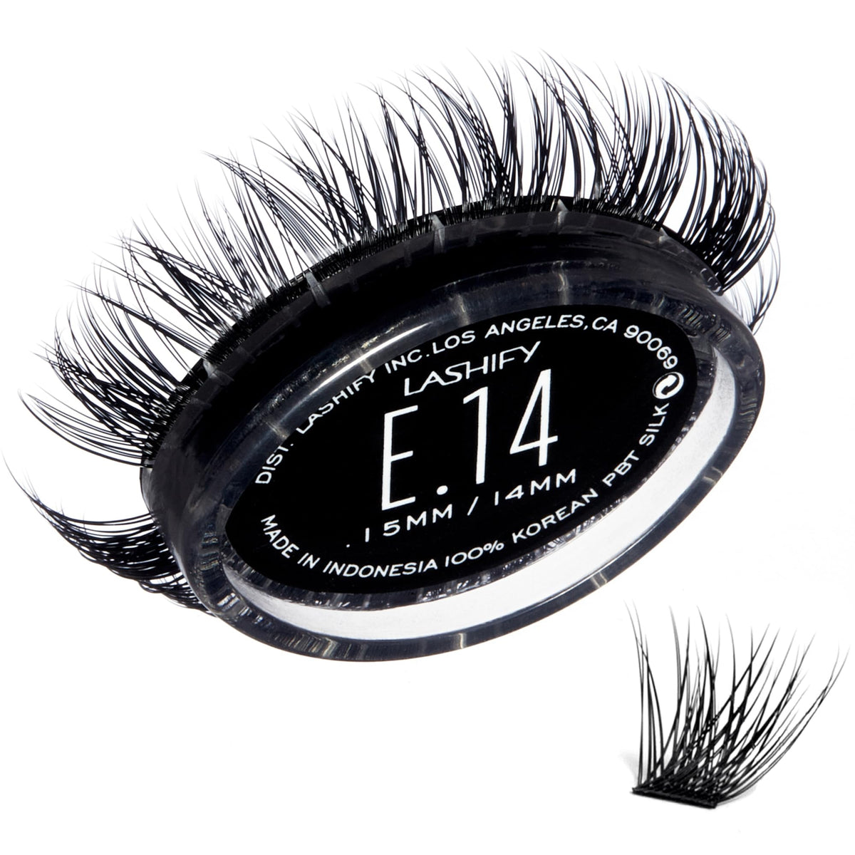 Lashify Extreme 14mm Gossamer refill close-up showing dramatic volume for evening looks.