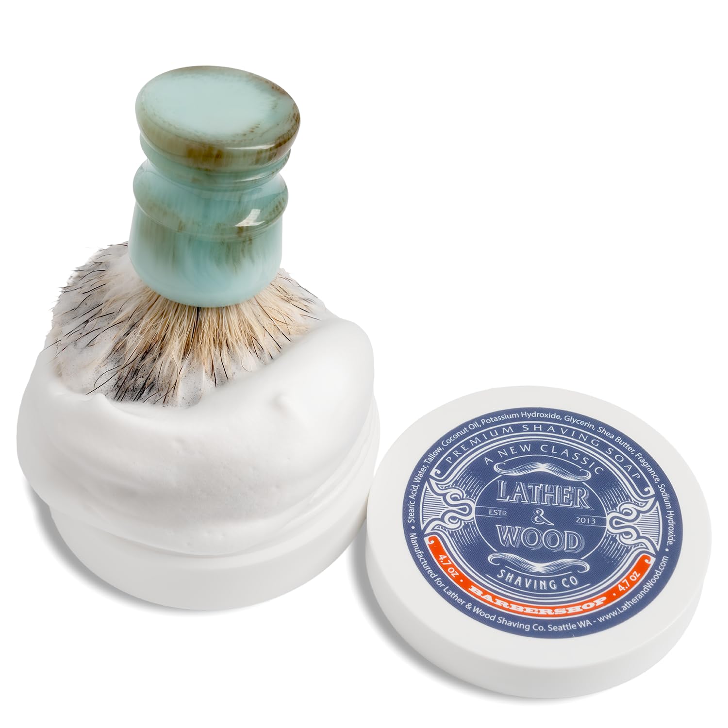 Lather & Wood Barbershop shaving soap with razor demonstrates compatibility with safety and straight razors.