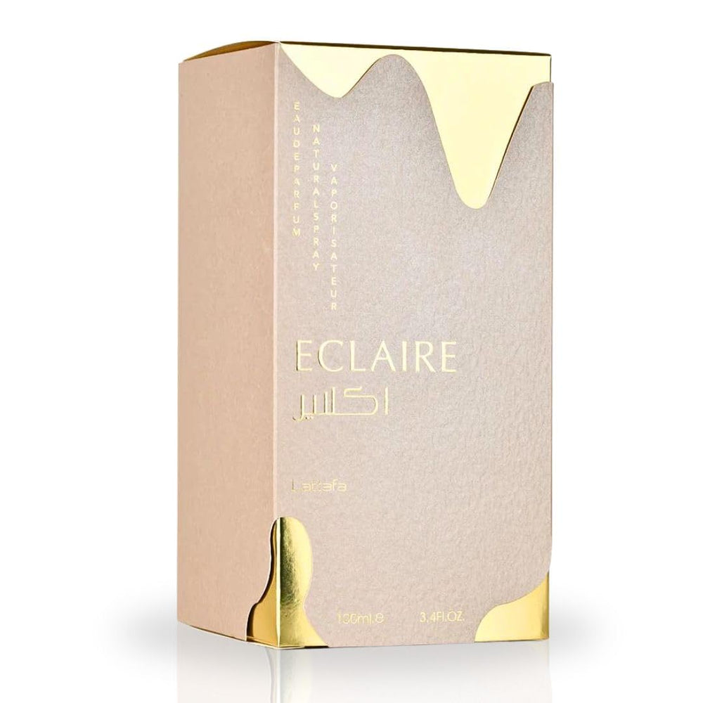 Lattafa Eclaire spray application – smooth mist for even fragrance distribution.