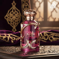 Lattafa Habik bottle closeup highlights luxe glass and crisp detailing for fragrance clarity.