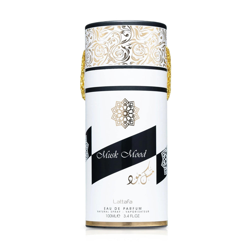 Lattafa Musk Mood base notes reveal musk and sandalwood warmth.