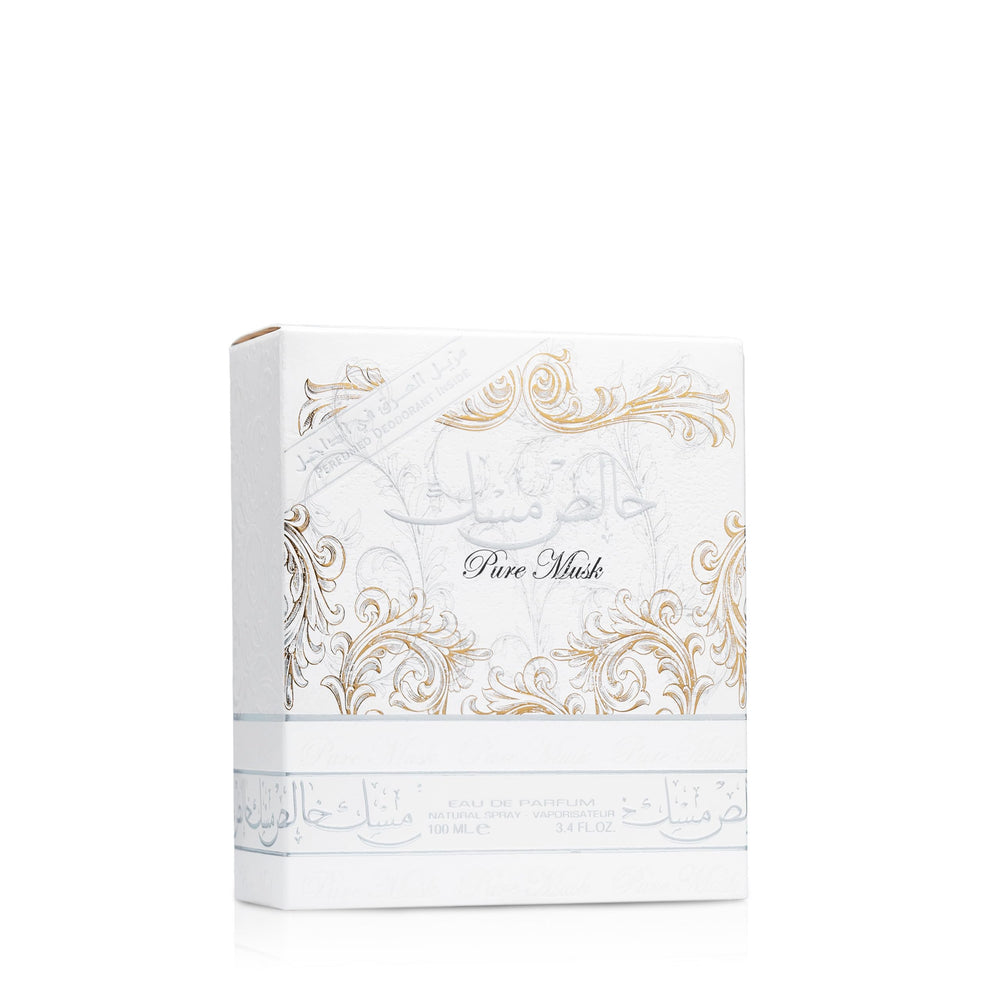 Lattafa Pure Musk spray illustrates easy, even distribution for everyday use.