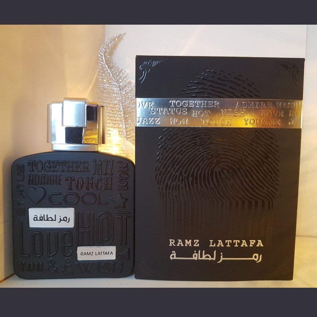 Lattafa Ramz Silver base notes close-up showcase vanilla-tonka warmth.