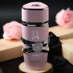 Lattafa Yara bottle close-up label reveals orchid and vanilla warmth notes.