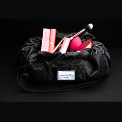 Lay-n-Go Cosmo zippered-pocket provides secure small-item storage