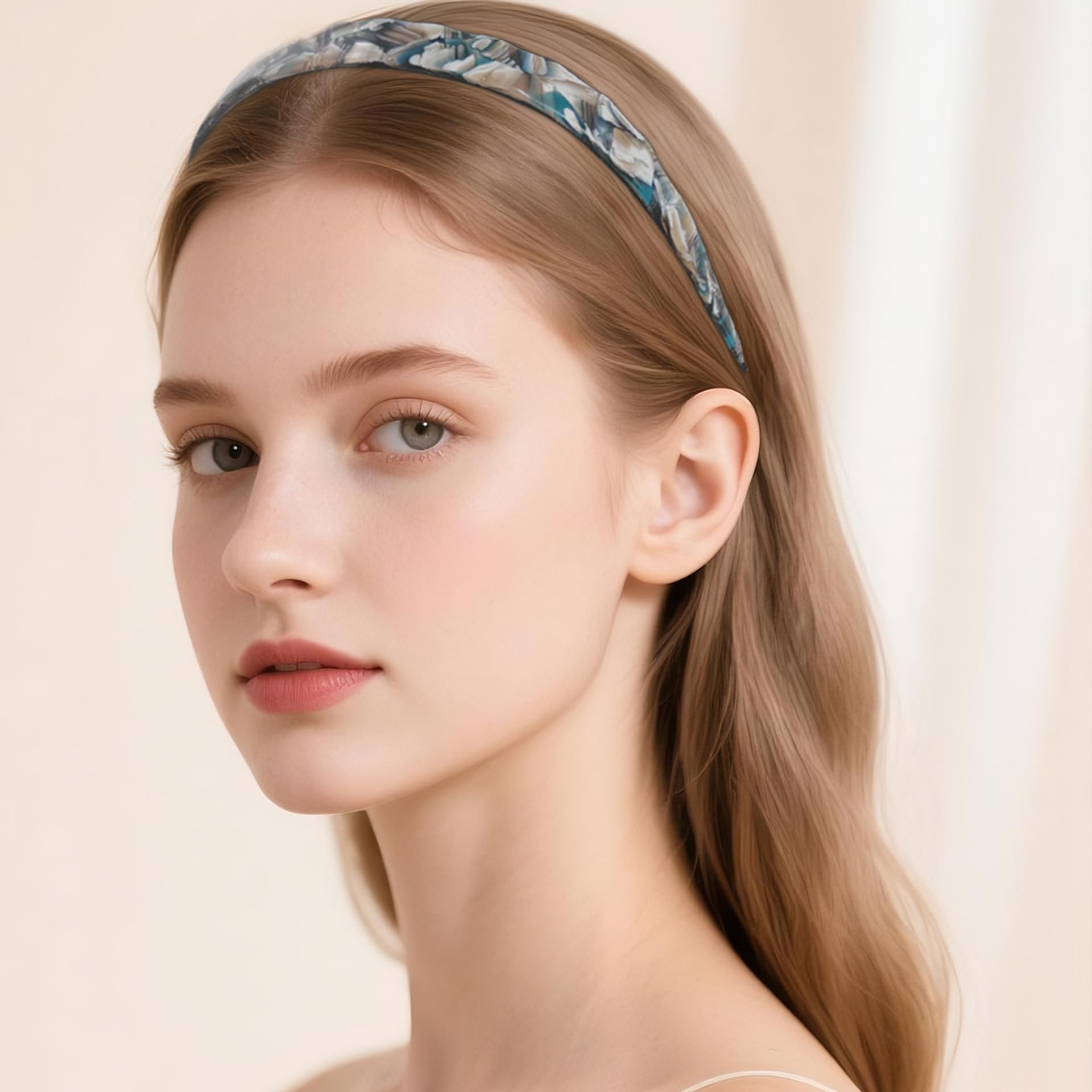 LAYONGMOLI non-slip teeth design headband with secure grip for all hair types.