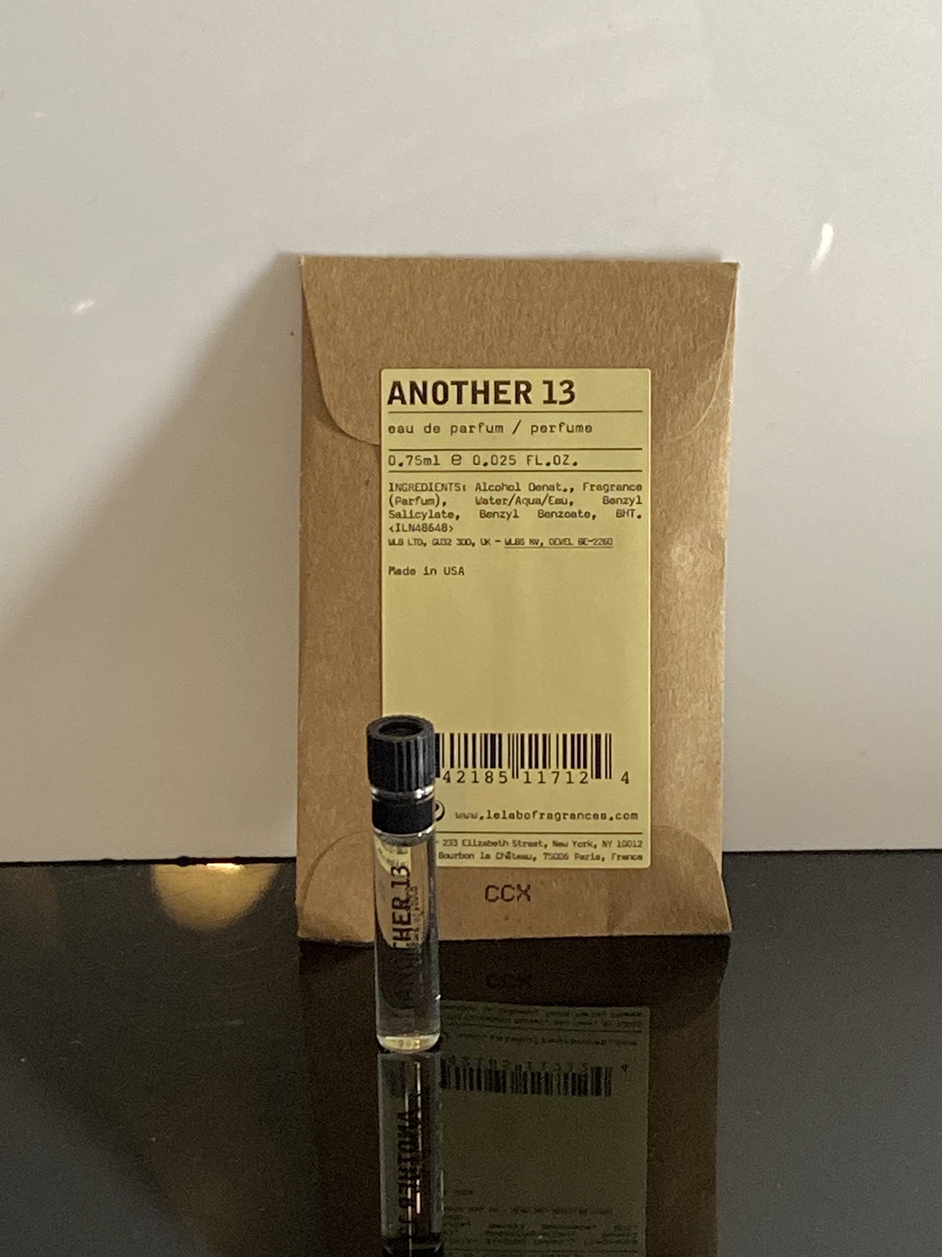 Le Labo AnOther 13 dabber sample packaging image conveys compact travel-ready vibe.