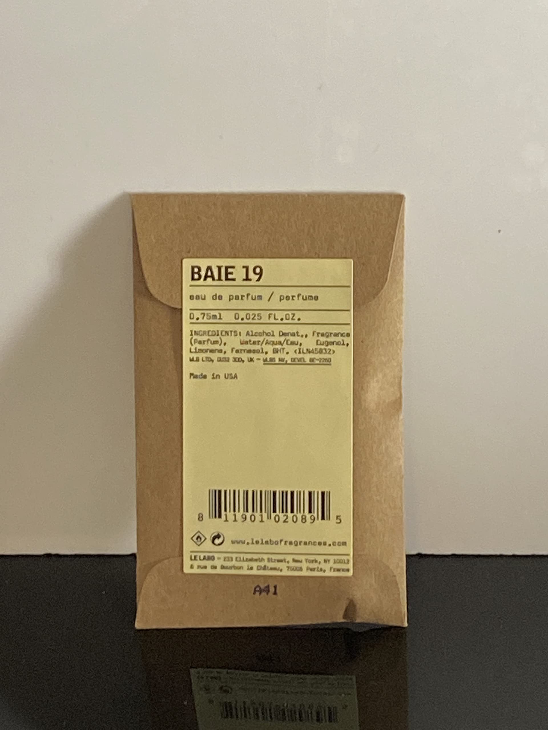 Le Labo Baie 19 bottle closeup shows crisp, rain-kissed aroma for daily wear.