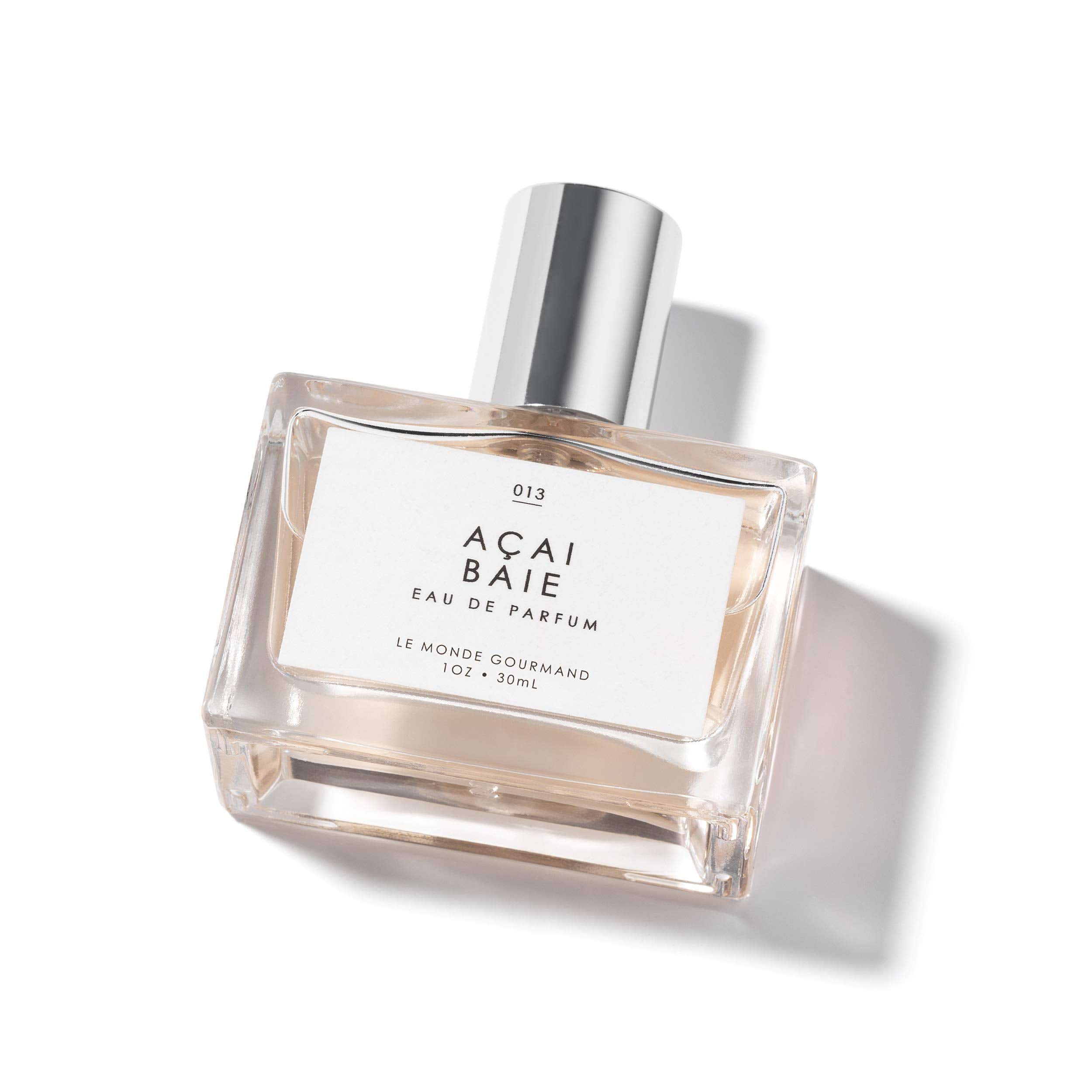 Le Monde Gourmand Açai Baie bottle with fruity notes for daily wear.