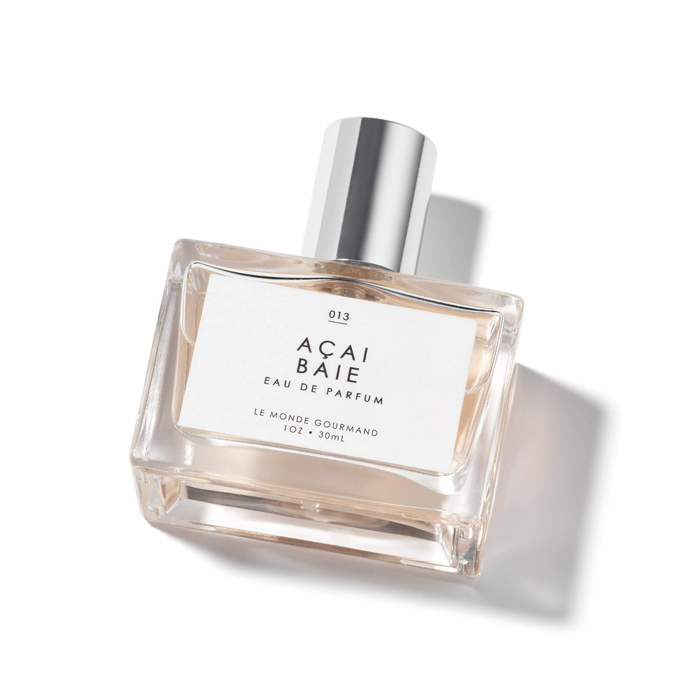 Le Monde Gourmand Açai Baie bottle with fruity notes for daily wear.